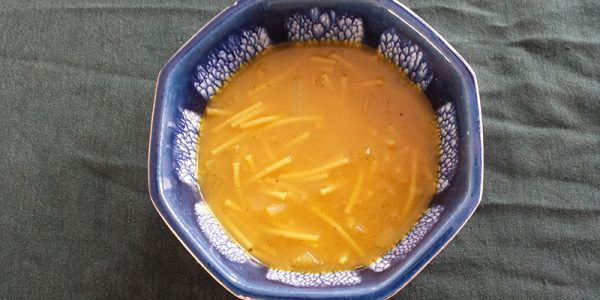 Poudre de bouillon de "poulet" à soupe végétalien
