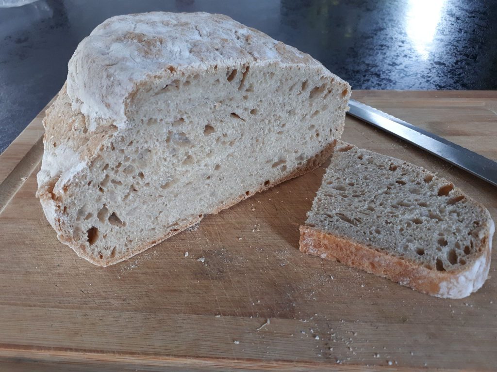 Pain croûté sans pétrissage